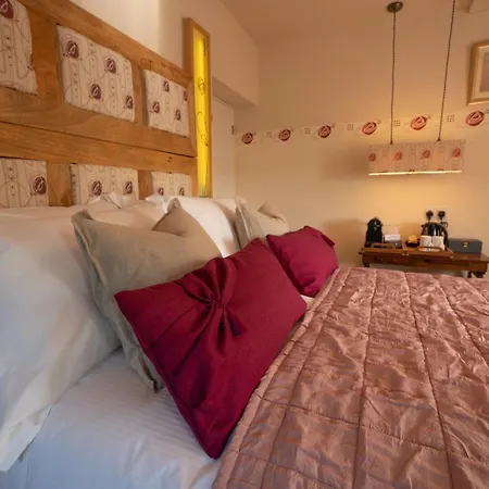 The Art Lounge Bed & Breakfast *