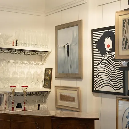 The Art Lounge